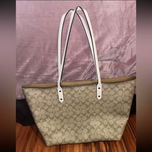 Coach tote